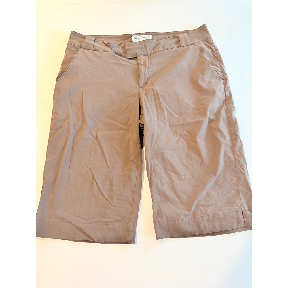 Columbia Titanium Brown Hiking Shorts Womens 10 Nylon Stretch Outdoor Bermuda